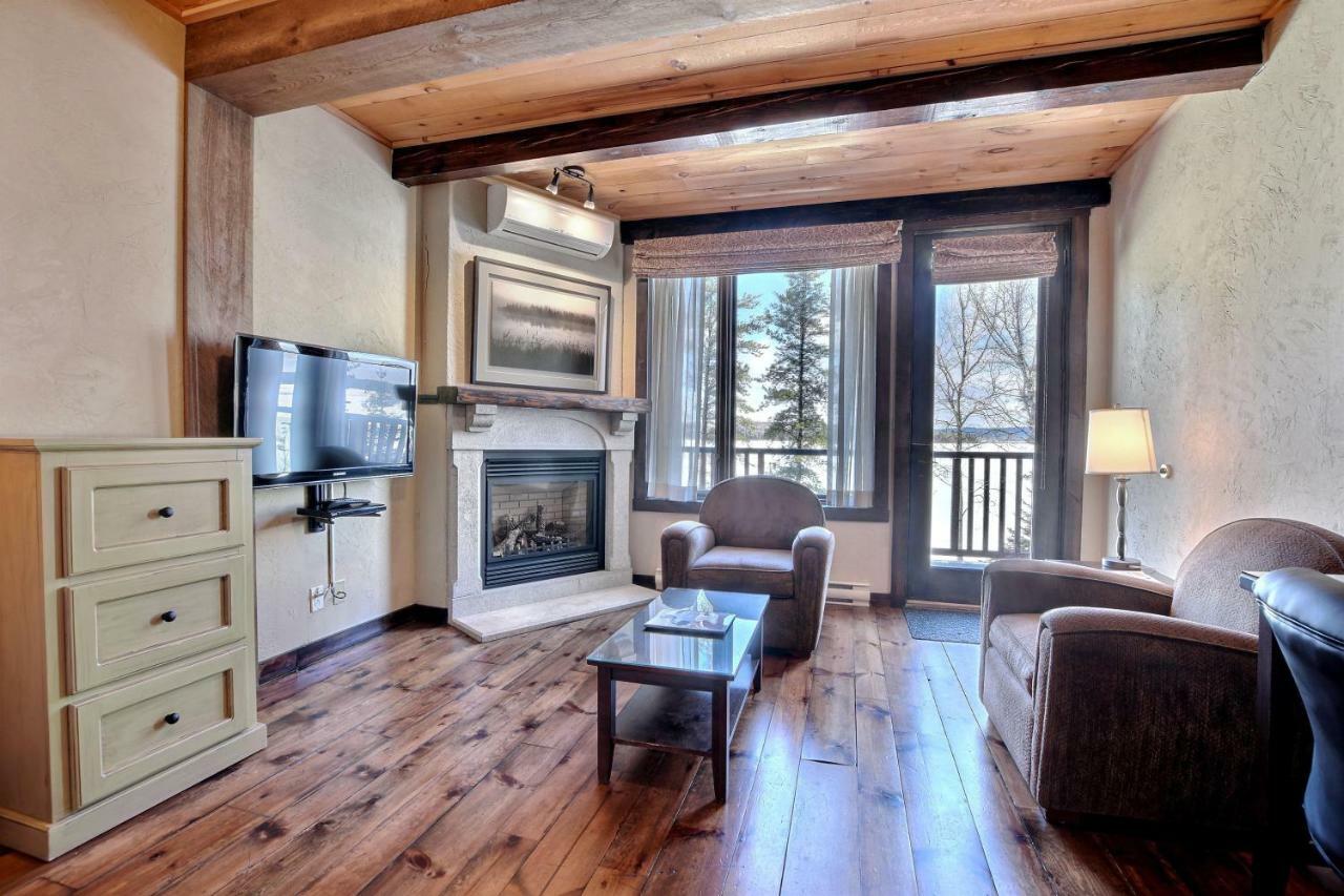 Les Condos Du Lac Taureau- Rooms & Condos Saint-Michel 外观 照片