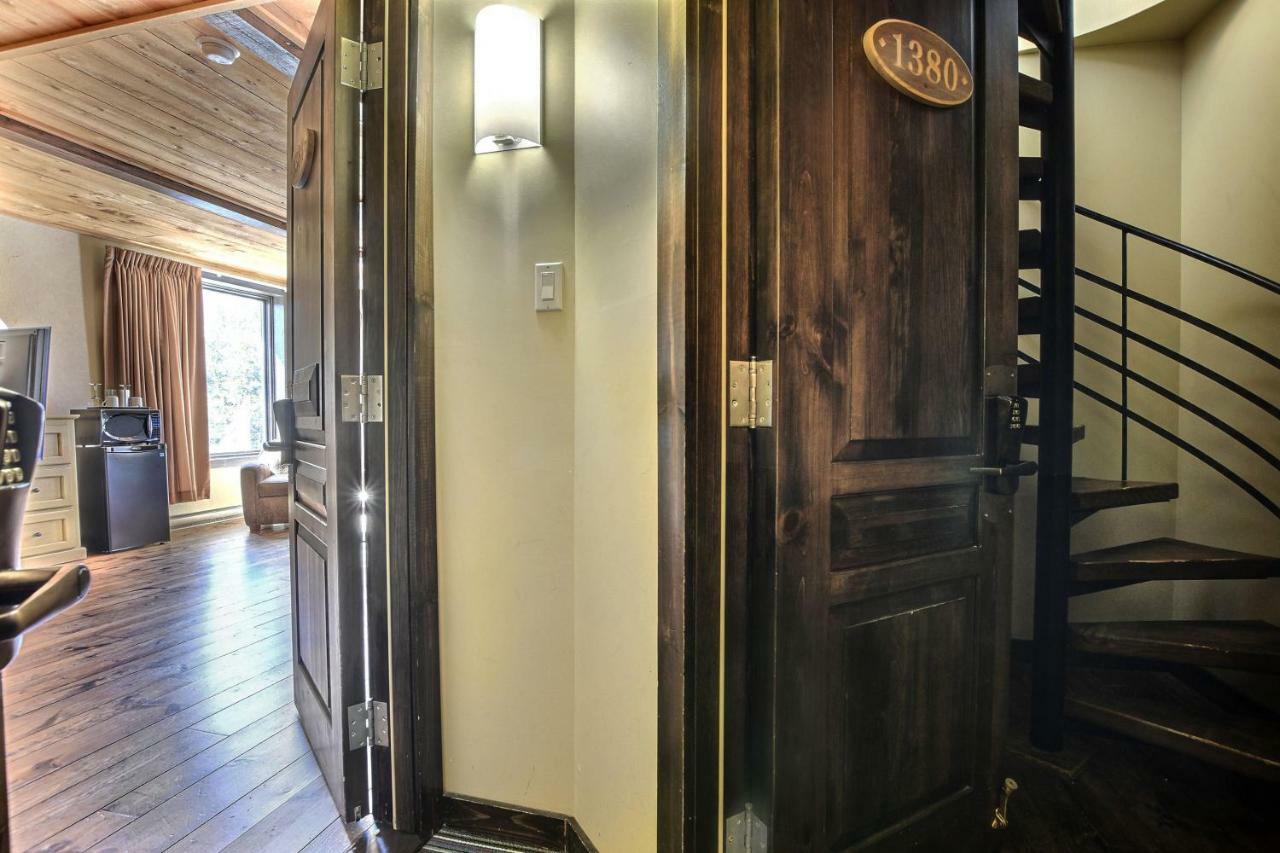Les Condos Du Lac Taureau- Rooms & Condos Saint-Michel 外观 照片