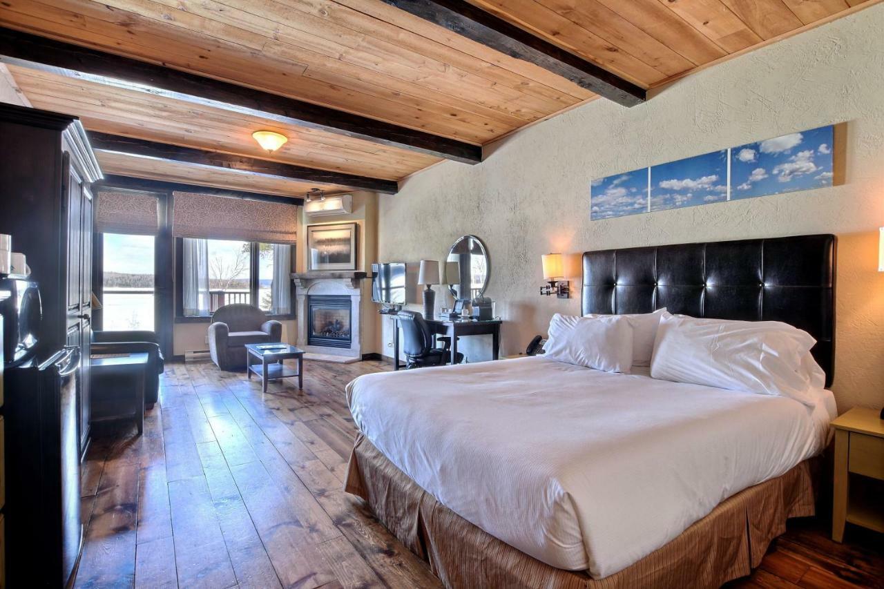 Les Condos Du Lac Taureau- Rooms & Condos Saint-Michel 外观 照片