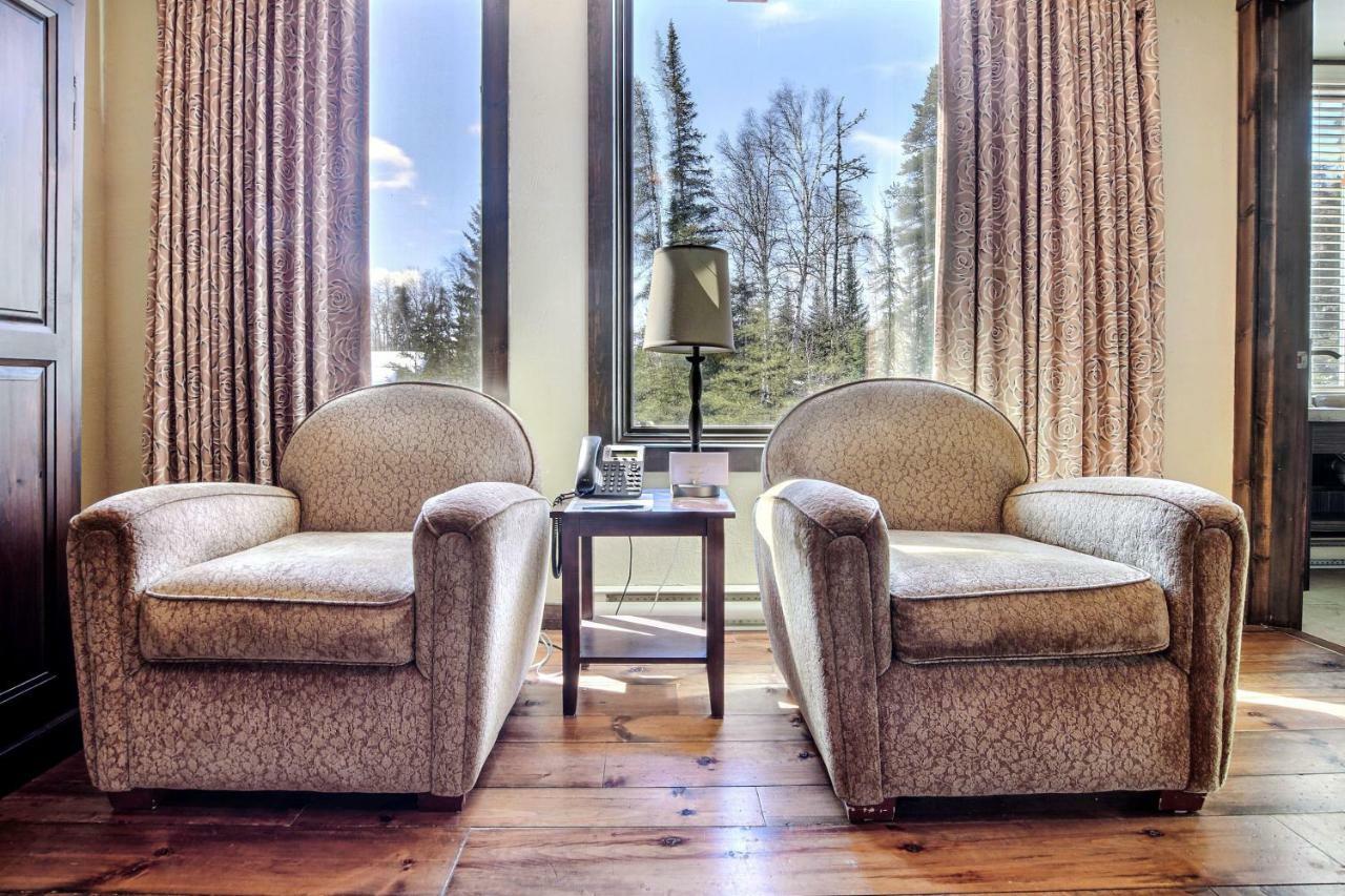 Les Condos Du Lac Taureau- Rooms & Condos Saint-Michel 外观 照片