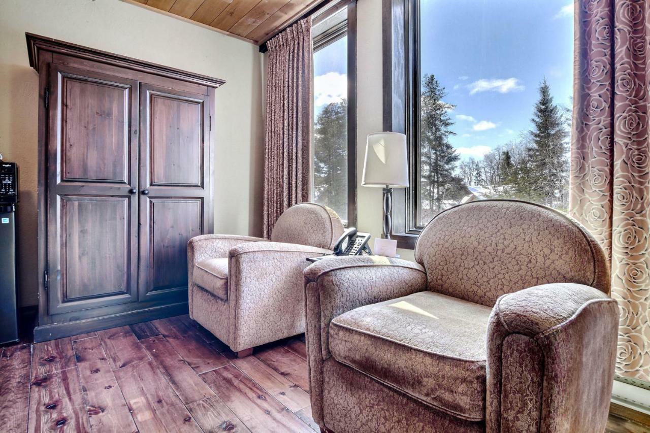 Les Condos Du Lac Taureau- Rooms & Condos Saint-Michel 外观 照片